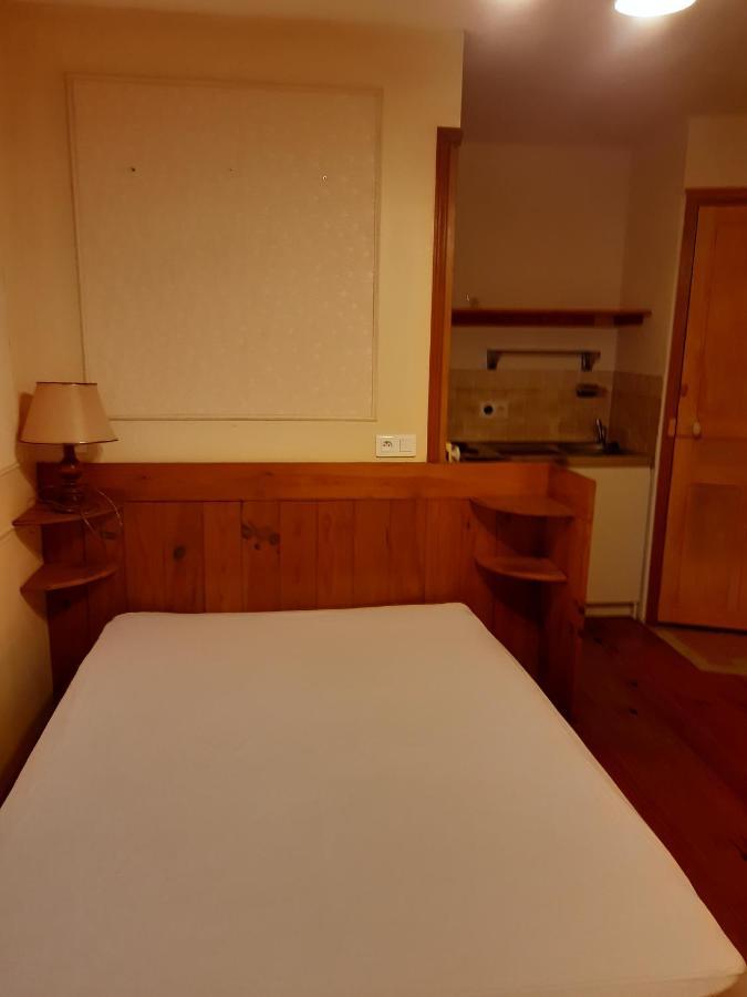 Chambres D'Hotes Sur La Courtine De Coucy Ngoại thất bức ảnh